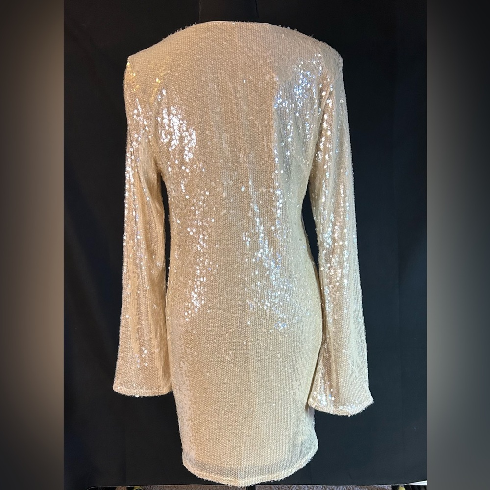 Wild Fable NWT Cream Sequin Long Sleeve Mini Dress Keyhole Party/Holiday - XS - Picture 2 of 4